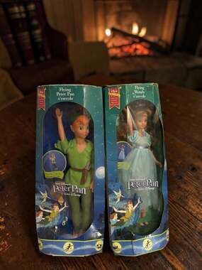 Mattel Walt Disney Peter Pan Flying Peter Pan and Wendy Doll Set 1993